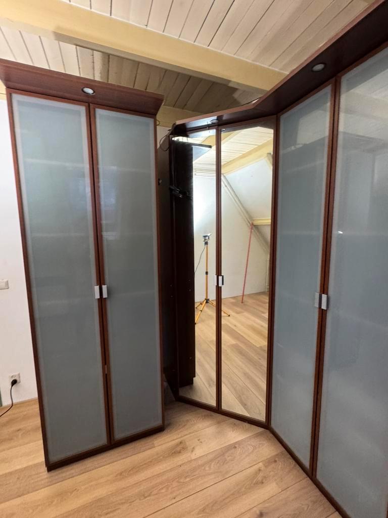 Gratis Hoekkast; Vandaag ophalen