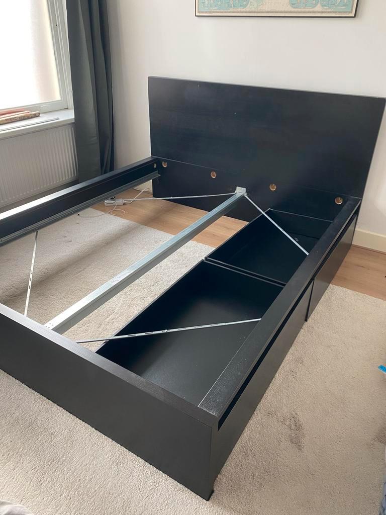 IKEA malm bedframe 180x200
