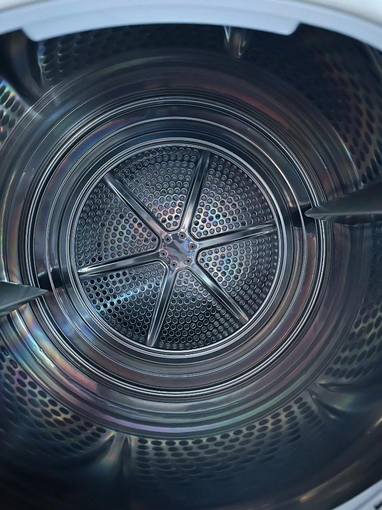 Droger: gratis af te halen (wasdroger)