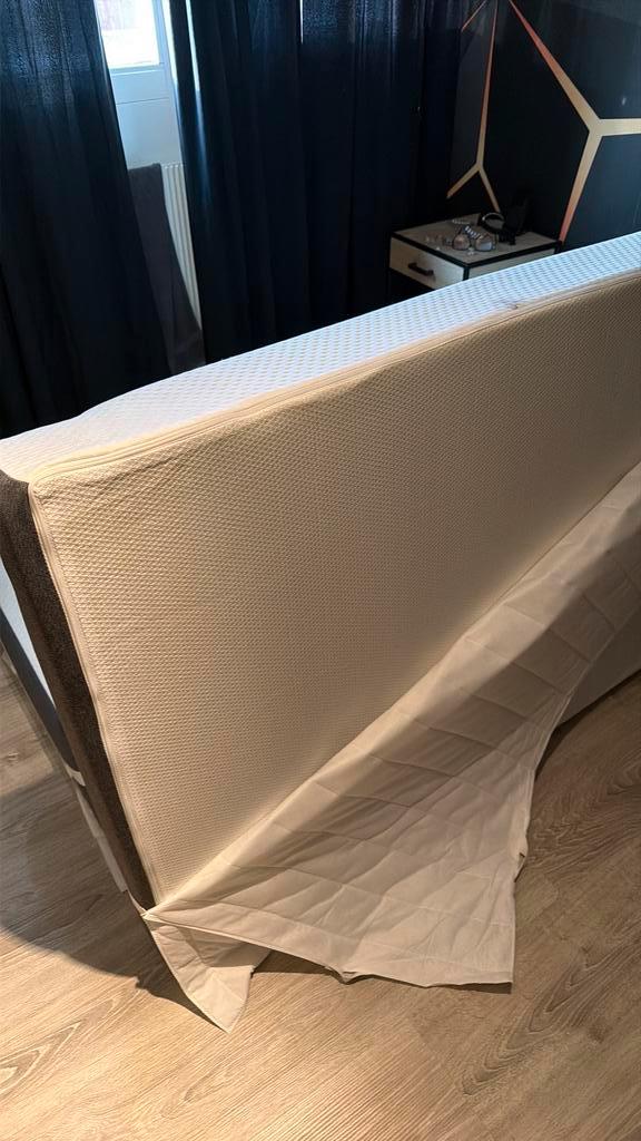 Matrassen 2 stuks MOETEN VANDAAG WEG!