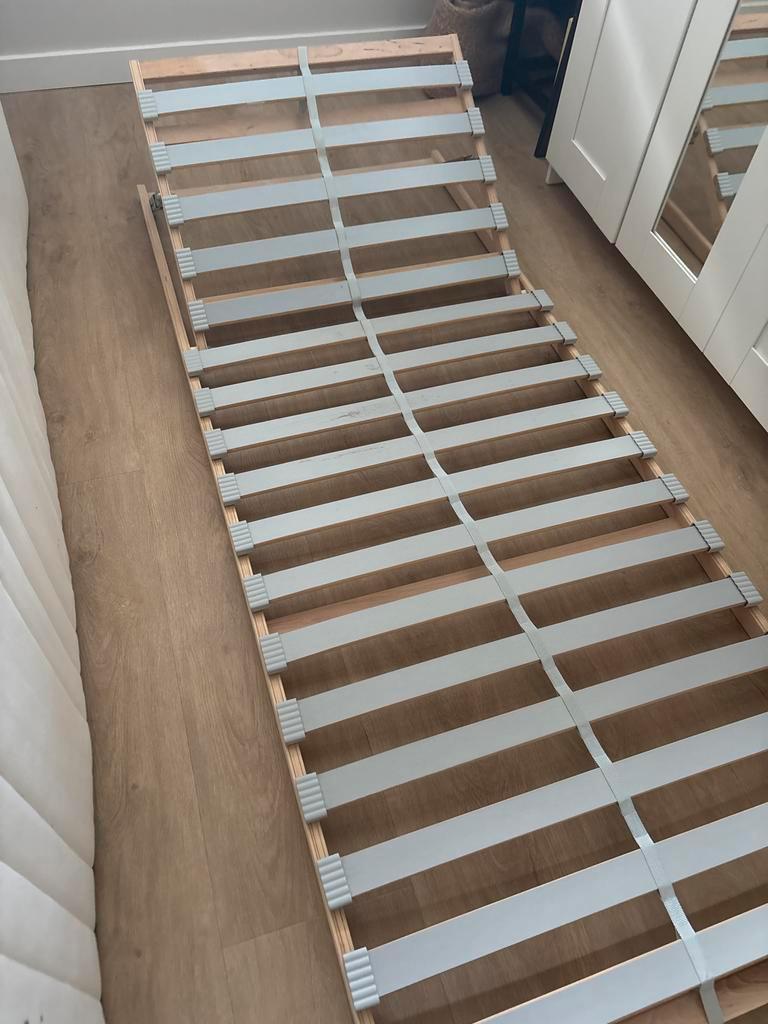 Ikea lattenbodem 80x200 - hoofdeinde verstelbaar