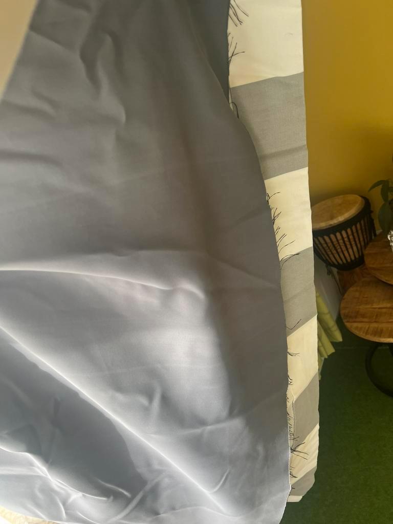 Gratis 2 verduisterende gordijnen- vandaag ophalen!