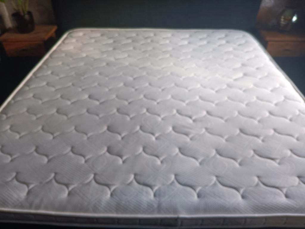 Topper / oplegmatras 180x200 - Weinig gebruikt!