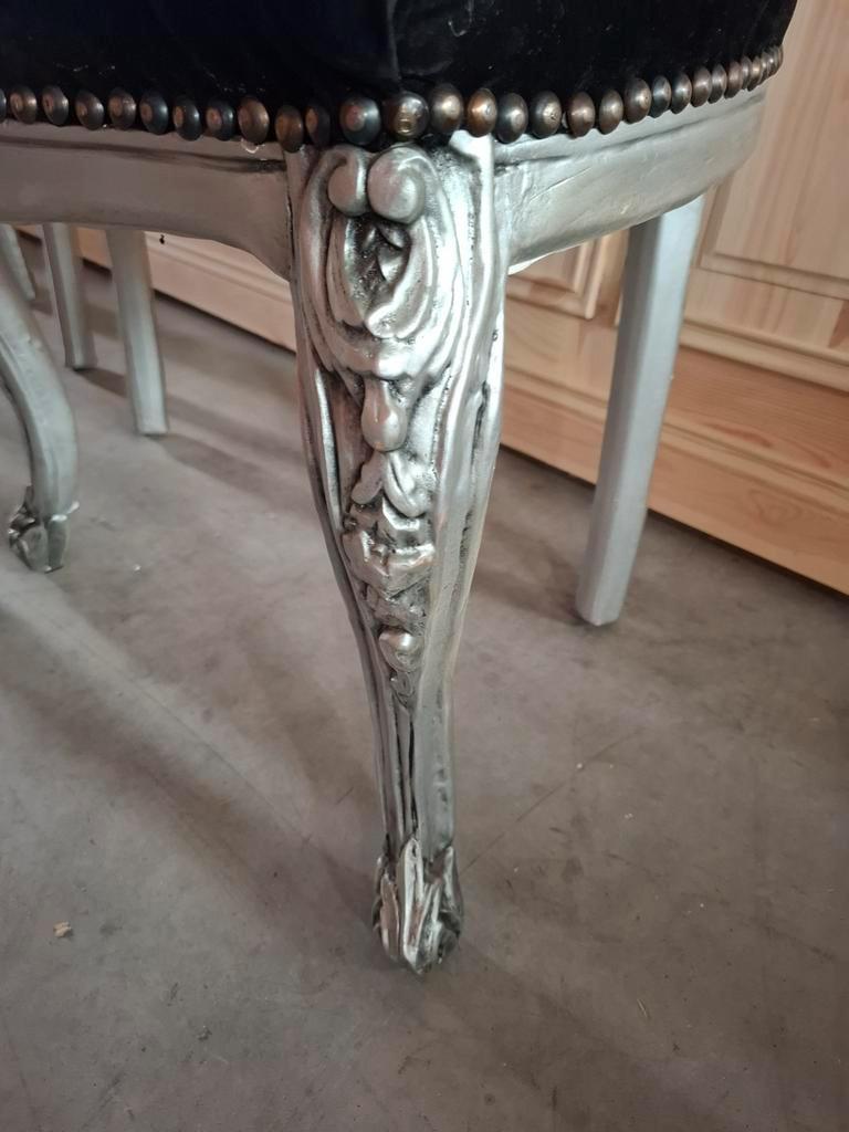 2x gratis barok stoelen zwarte  fluweel