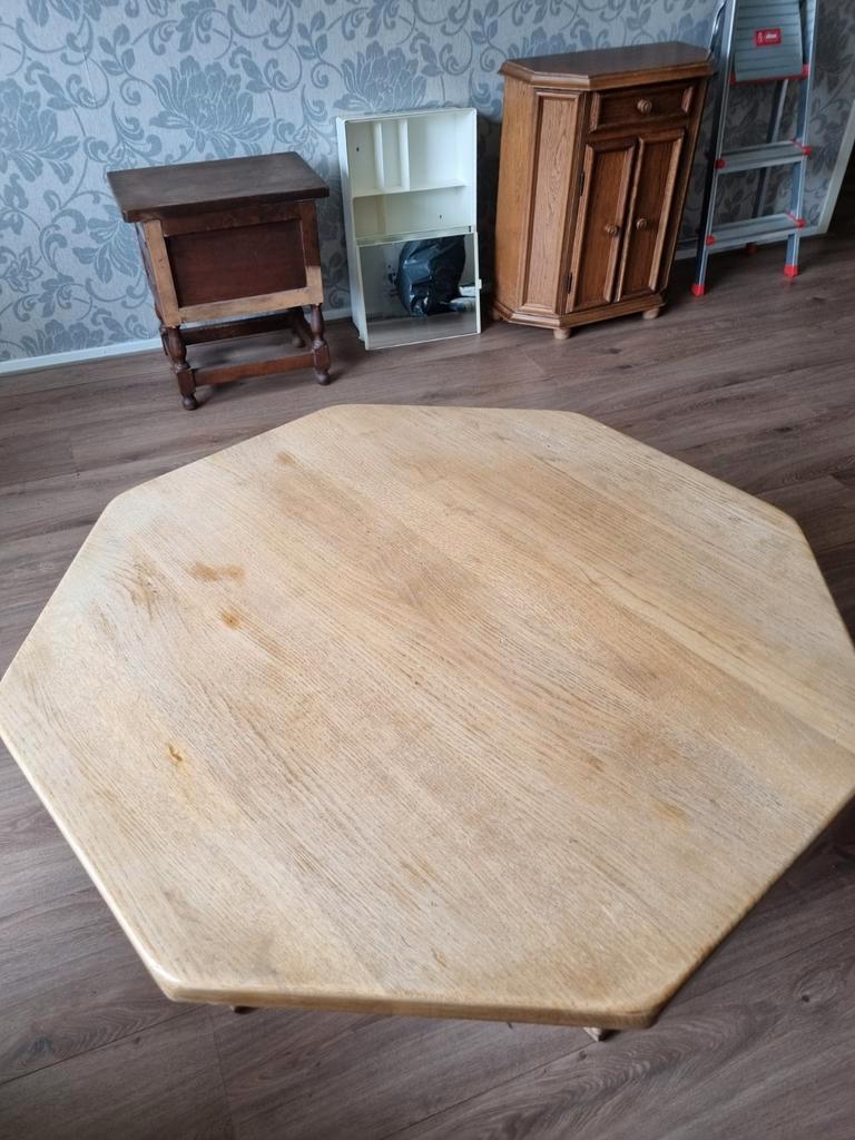 Salon tafel gratis af te halen