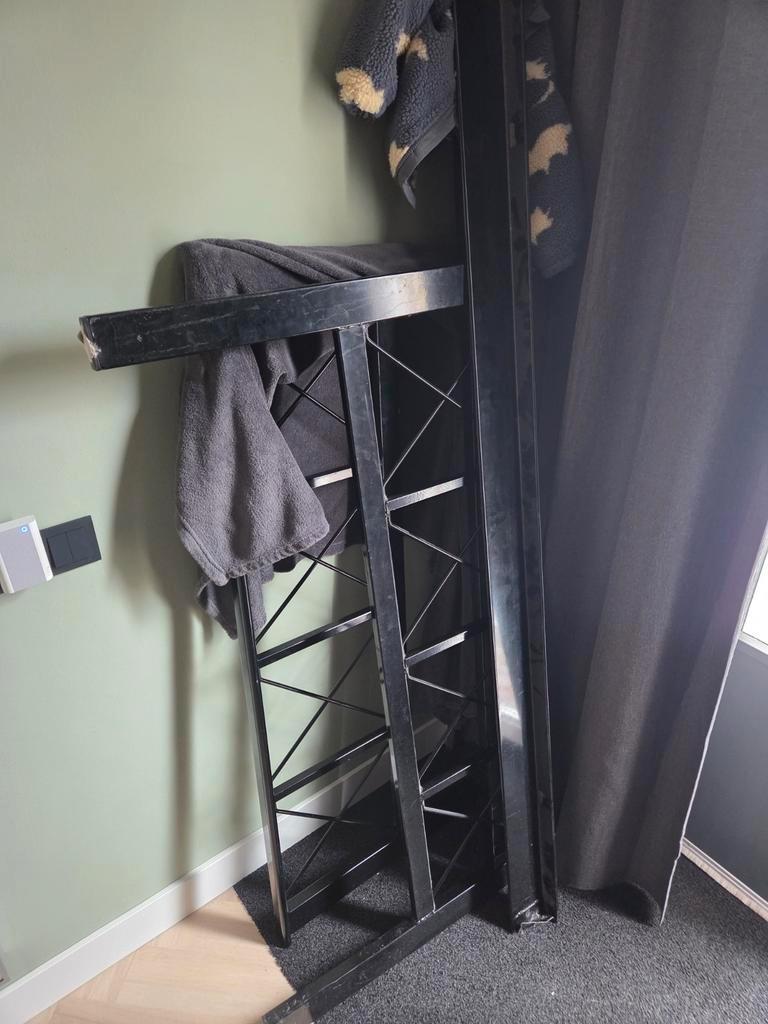 Oud ijzer 200cm 140cm GRATIS