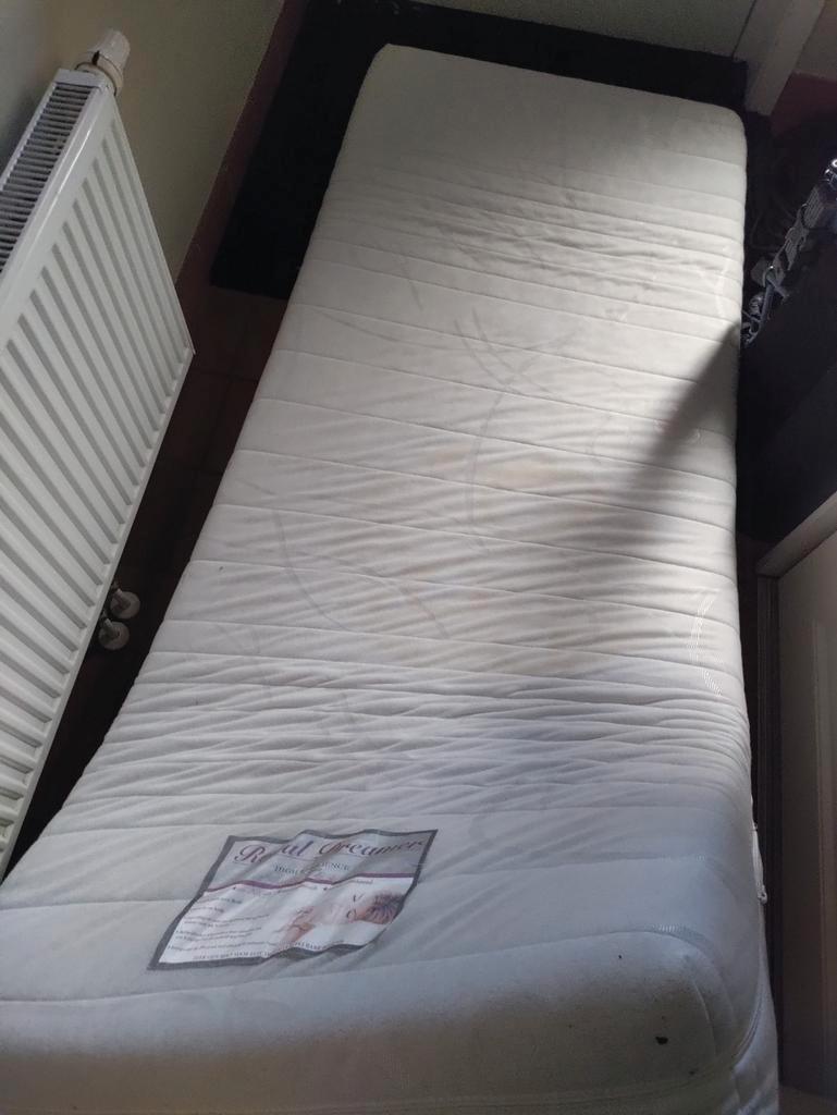 Gratis nette matras 80 x 200, gebruikt als logeermatras