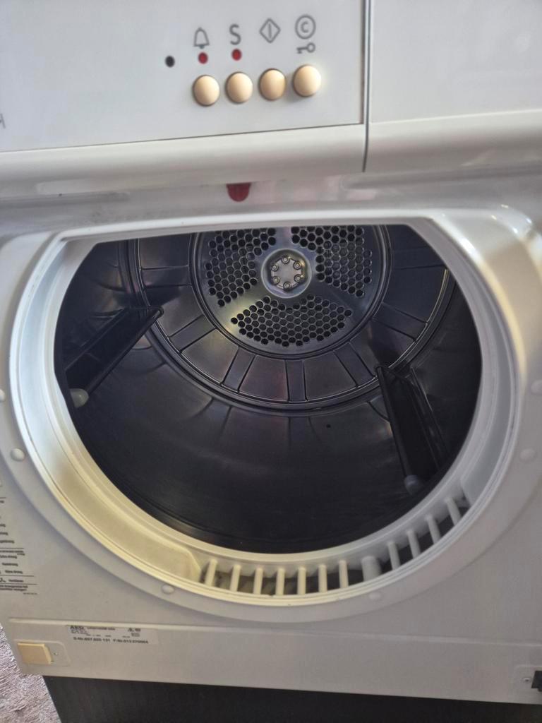 Gratis Aeg lavaterm 3400 wasdroger