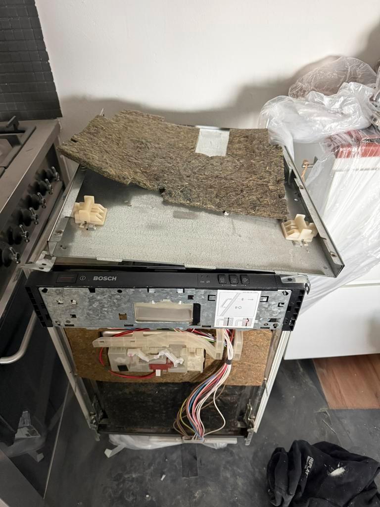 Kapotte vaatwasmachine - gratis op te halen