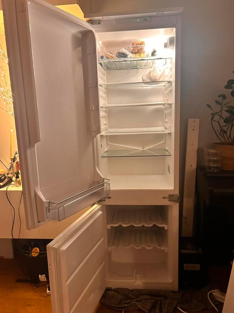 Vandaag/morgenochtend gratis koelvriescombinatie Uitgeest