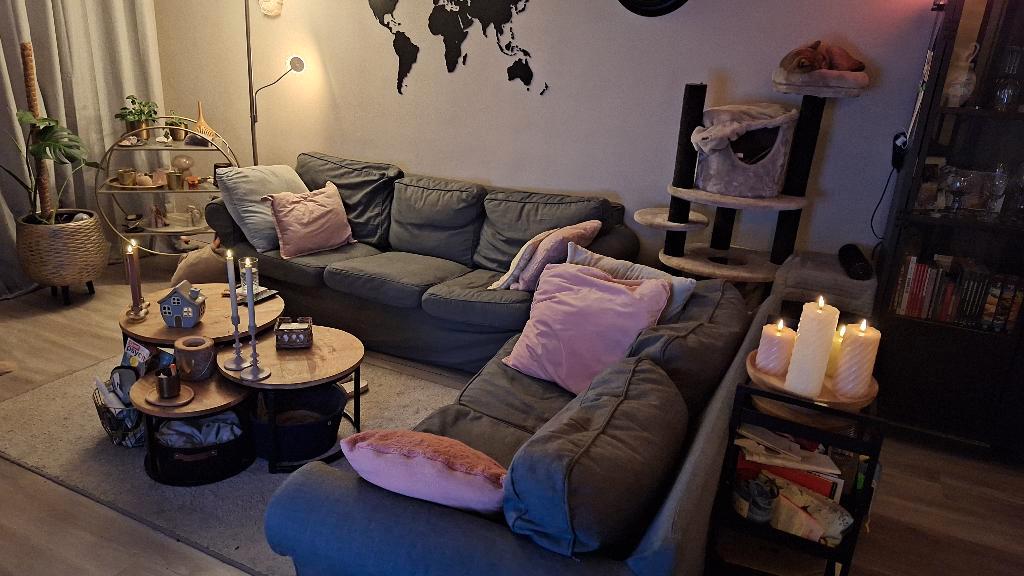 GRATIS Ektorp bankstel, 2- en 3 zits bank