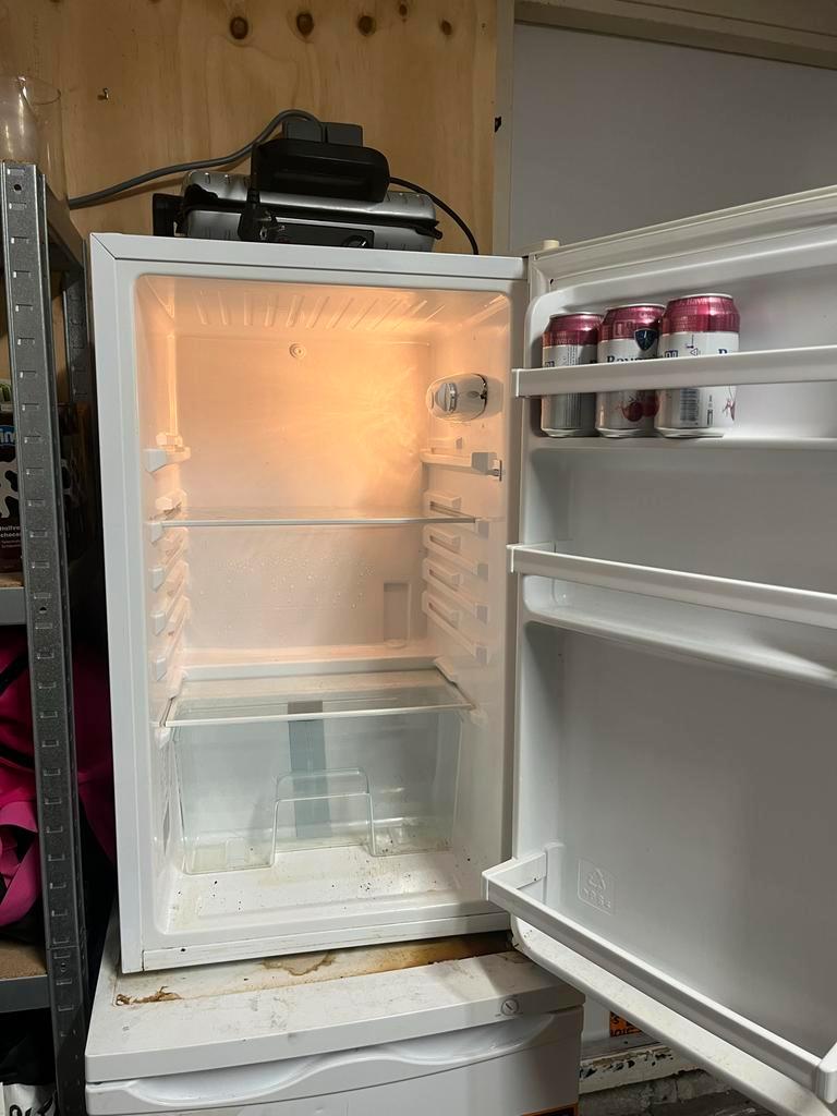 Tafelmodel Koelkast - Garage/Schuur