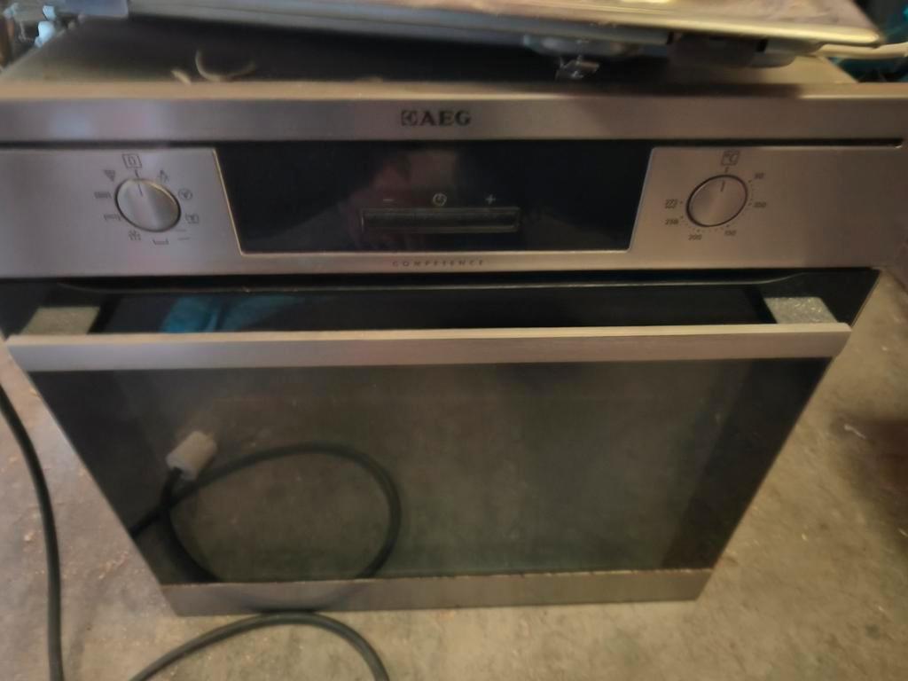 Gratis kookplaat en oven