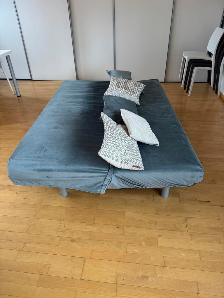 Slaapbank 190*150 met lattenbodem