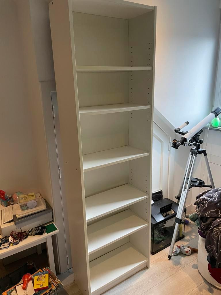 Billy - 200h x 60b x 26d - gratis afhalen - vandaag 16u