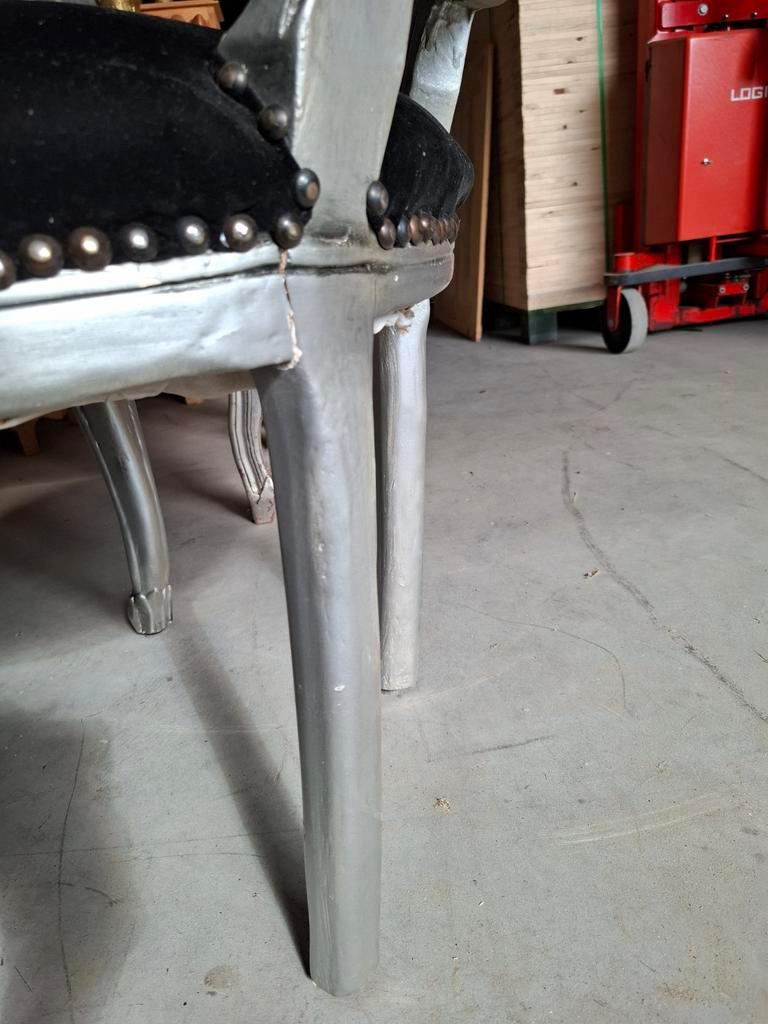 2x GRATIS  zwarte barok stoelen fluweel