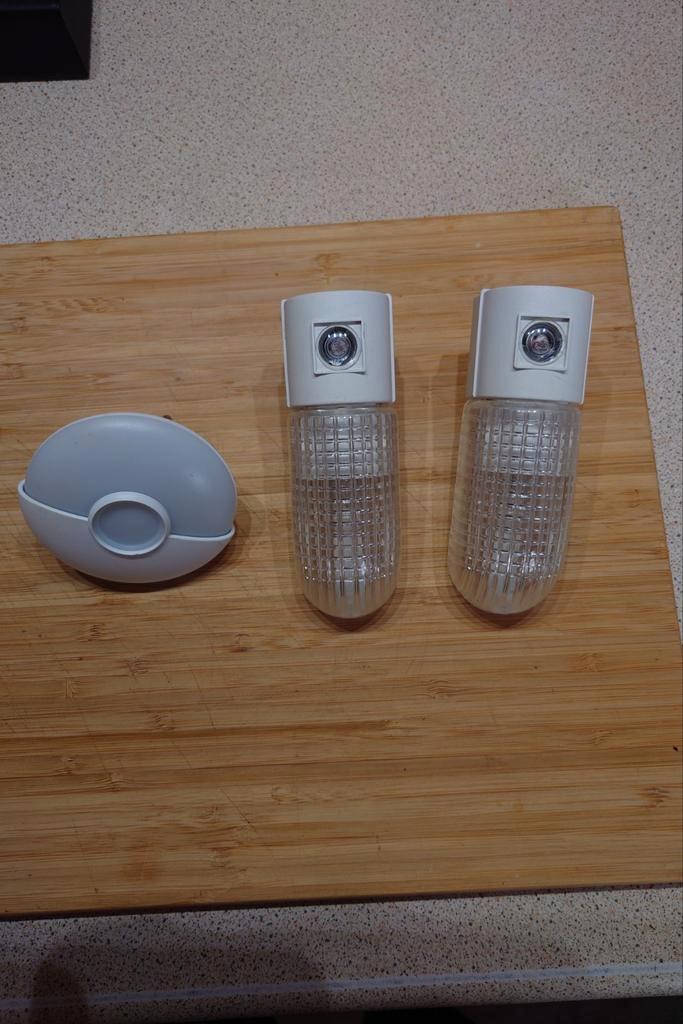 Set van 2 nachtlampjes en 1 sensorlampje