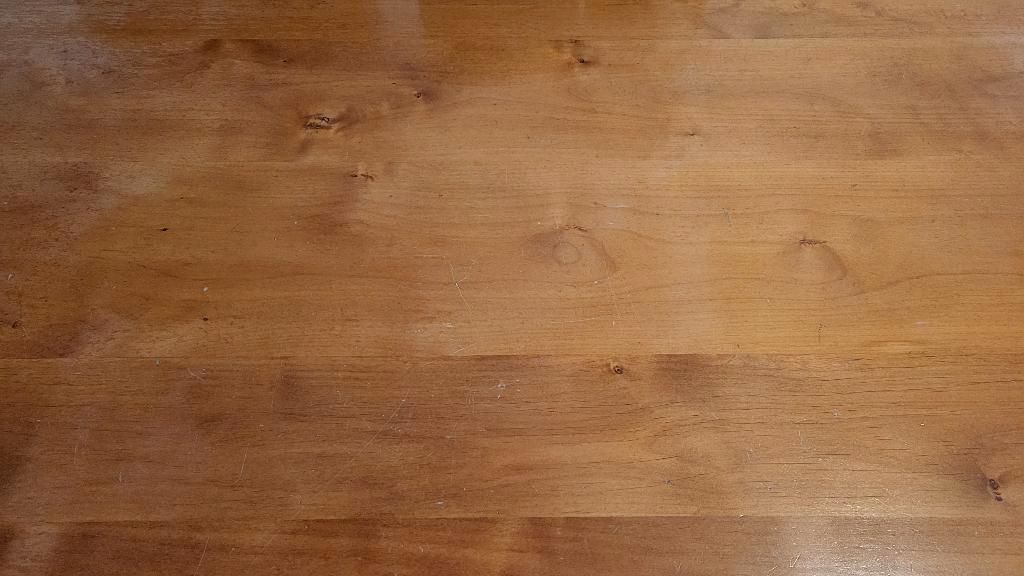 Kersenhouten eettafel + 6 leren stoelen