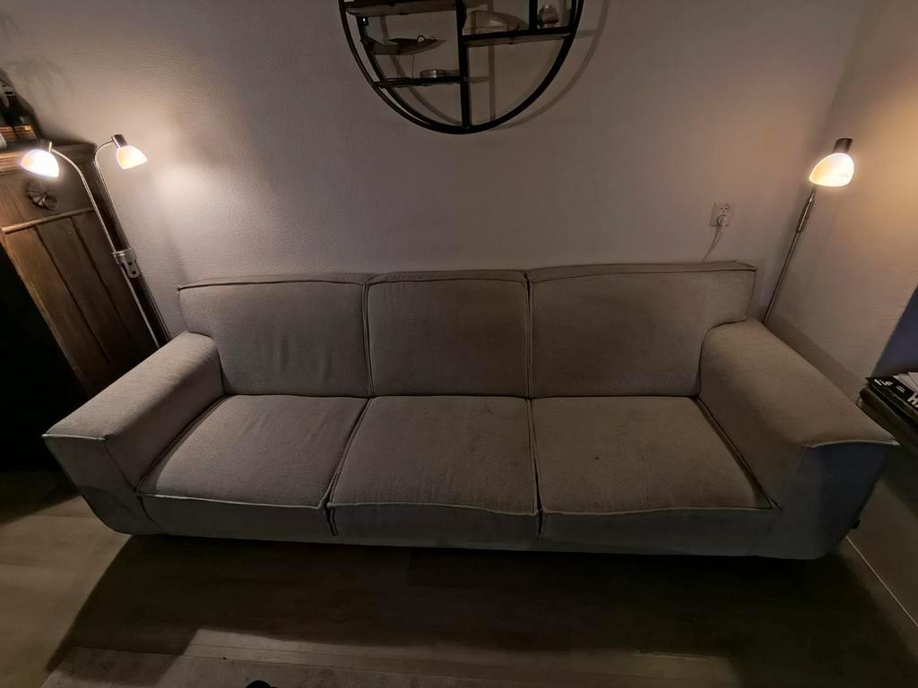 3,5 zits bank. Gratis af te halen!!!