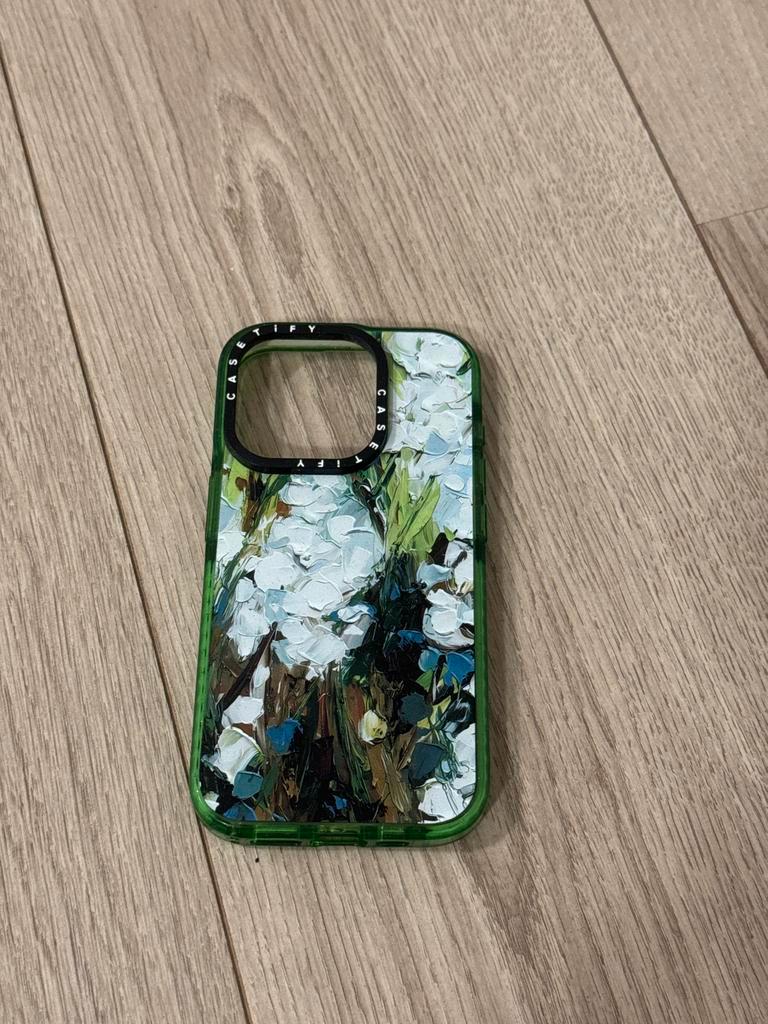 iPhone 15 Pro Hoesje - Zo goed als nieuw!