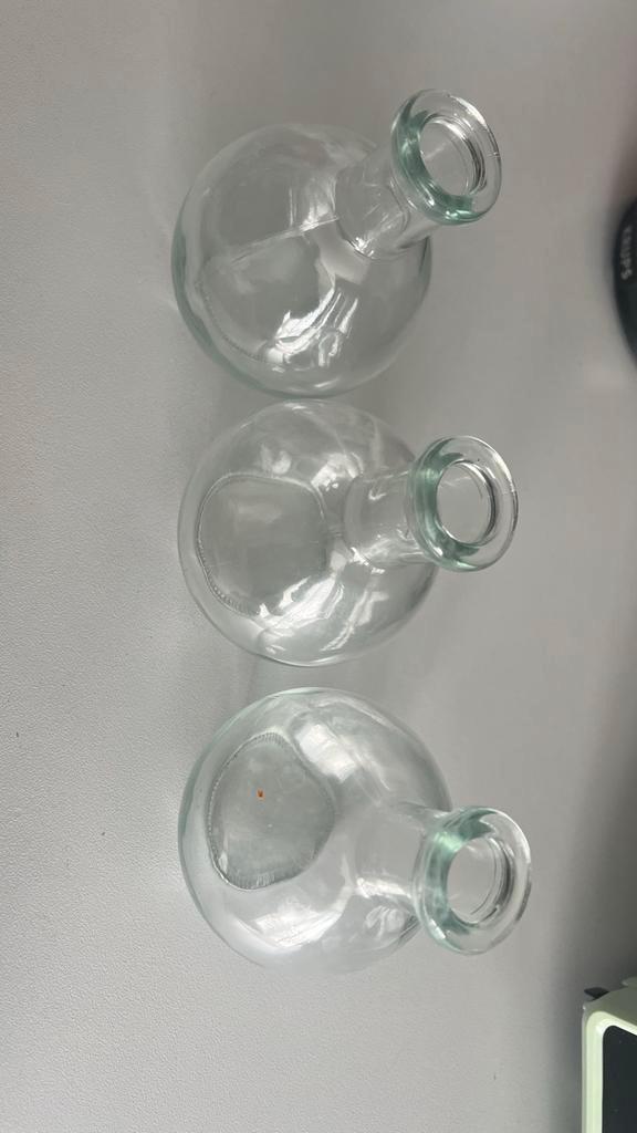 Set van 3 glazen vaasjes