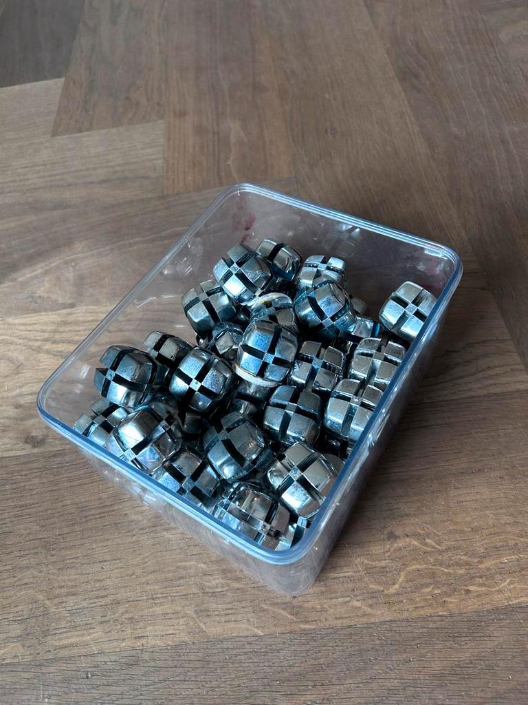 Glazen Vitrinekast - Zelf Op te Bouwen