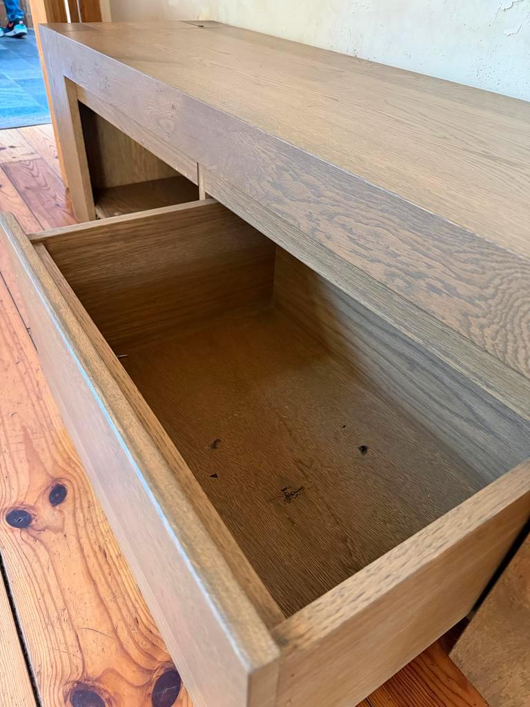 Mooie Dressoir (geen Ikea) + Salontafel