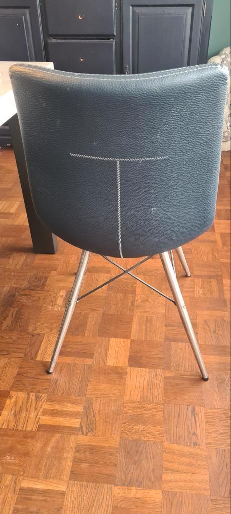 Eetkamerstoelen 6 stuks gratis afhalen