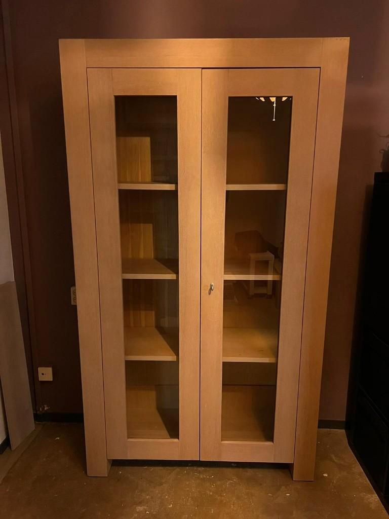 Vitrinekast - Gratis