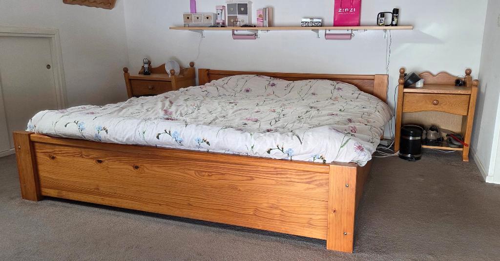 Gratis af te halen: blank eiken waterbed ombouw