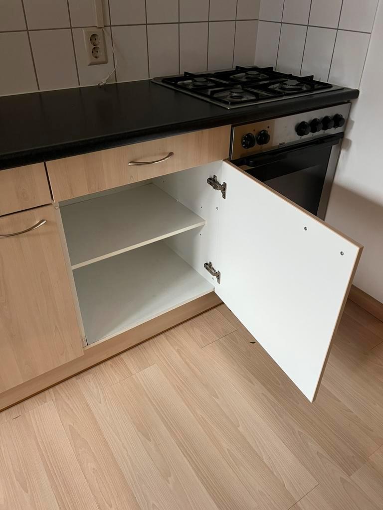 Keuken GRATIS af te halen op 23 of 24 februari