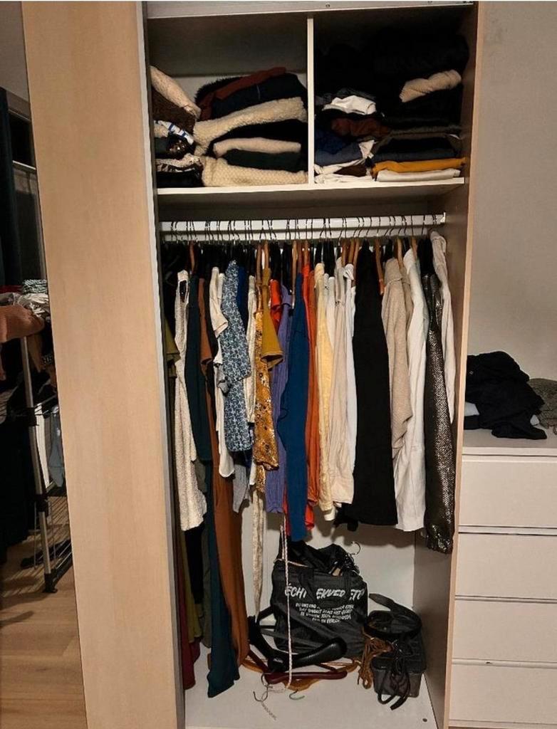 Ikea Pax kast met schuifdeuren en spiegels