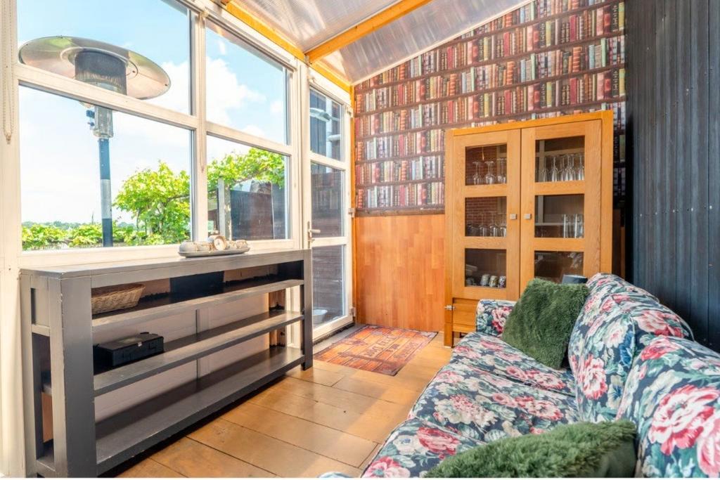 Vrolijke bank, gratis af te halen