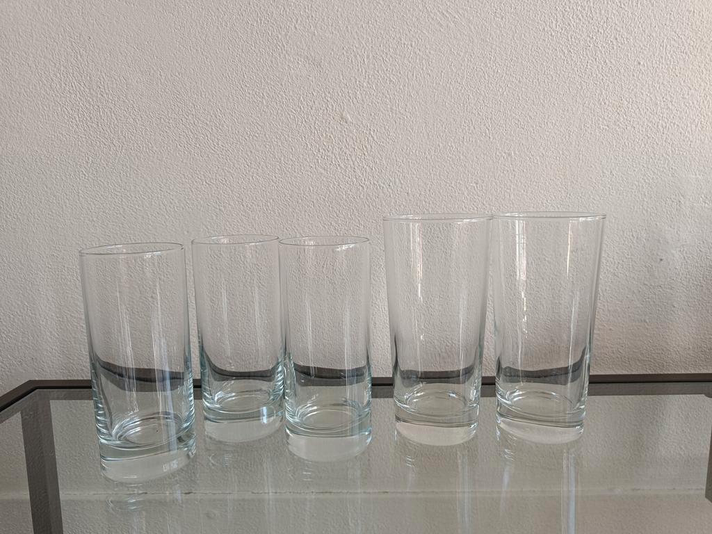 Glazen set: 3 kleine en 2 grote glazen