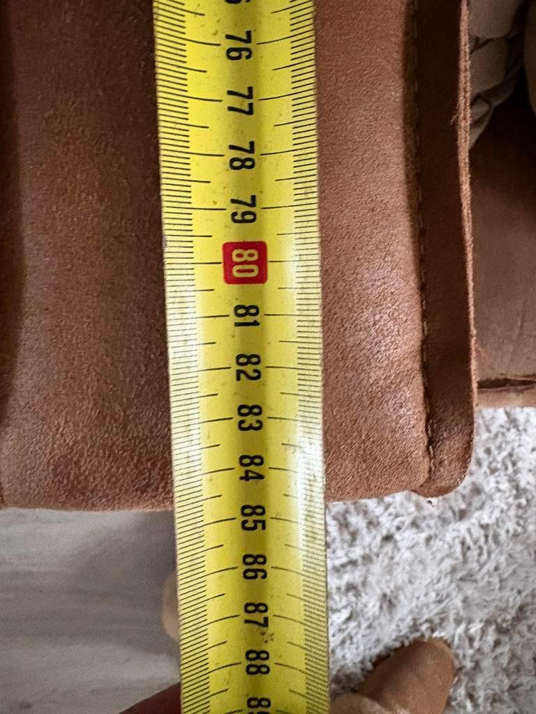 Be pure bank en hocker