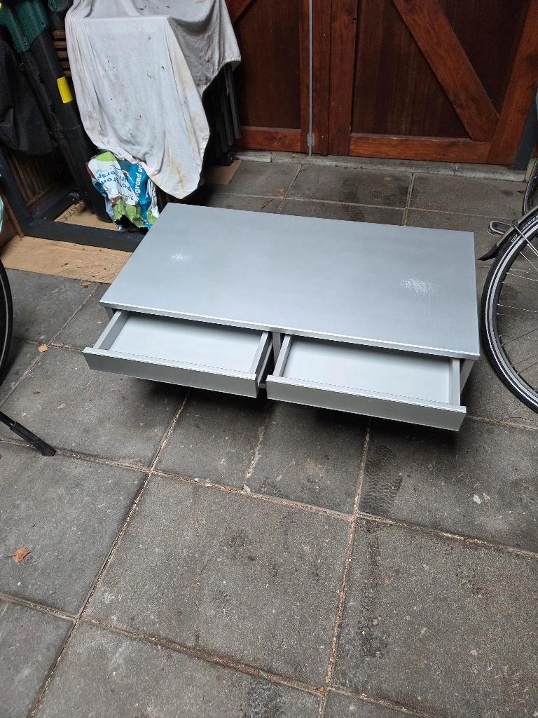 gratis tv-meubel, zilvergrijs