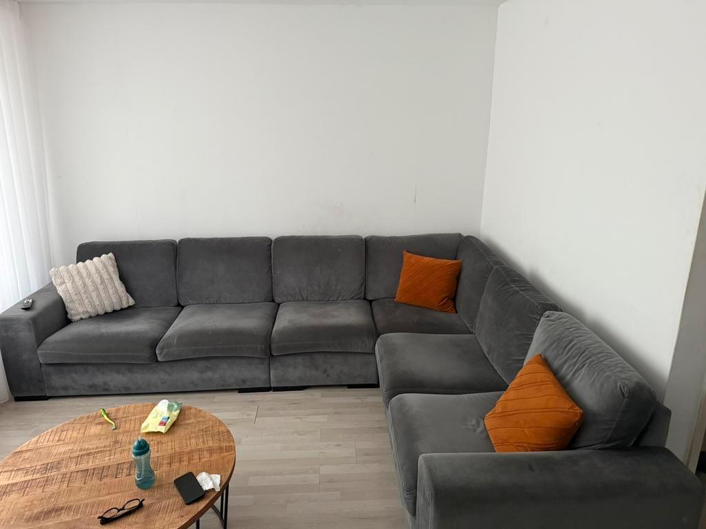 Gratis goede hoekbank ophalen