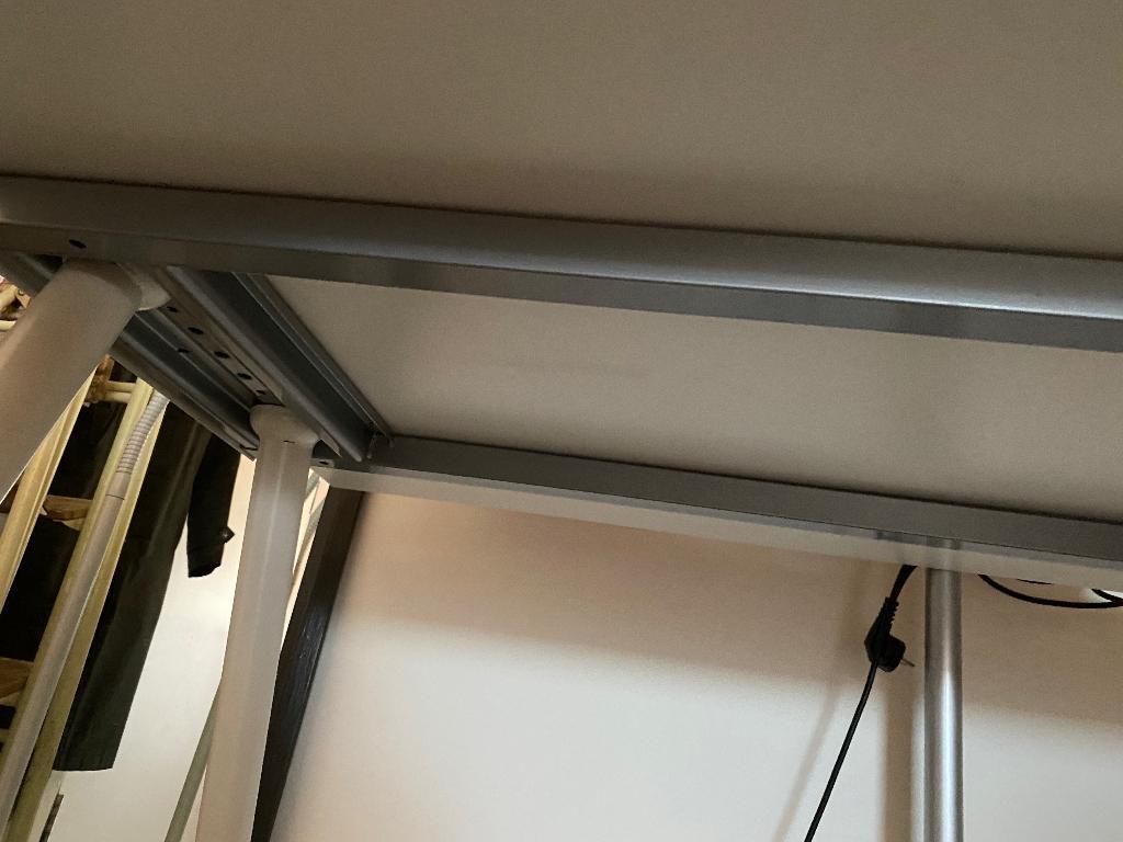 Te koop; bureau tafel