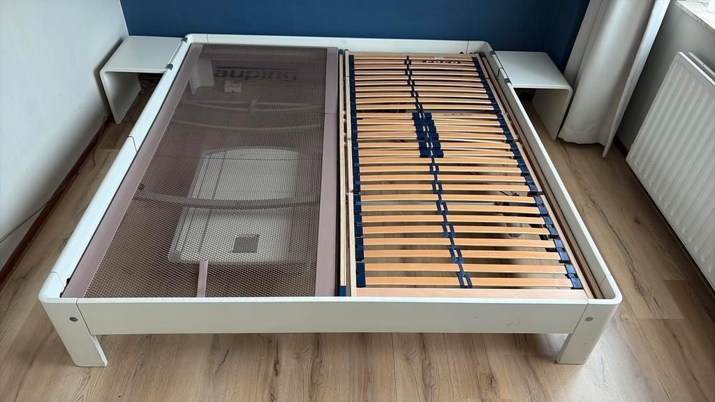 Twee persoonsbed zonder matrassen (incl. Bodem)