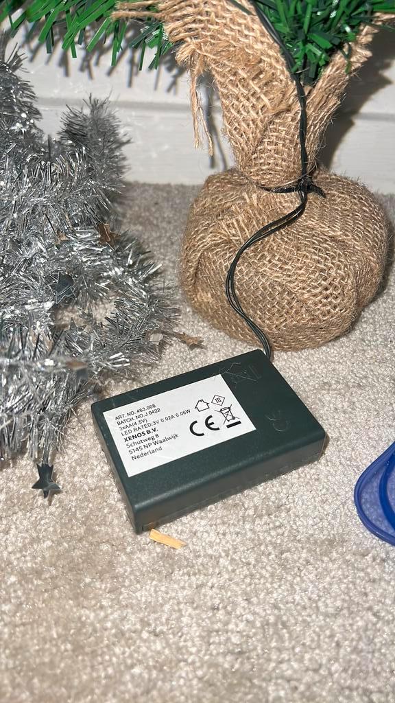 Gratis mini kerstboom met versiering