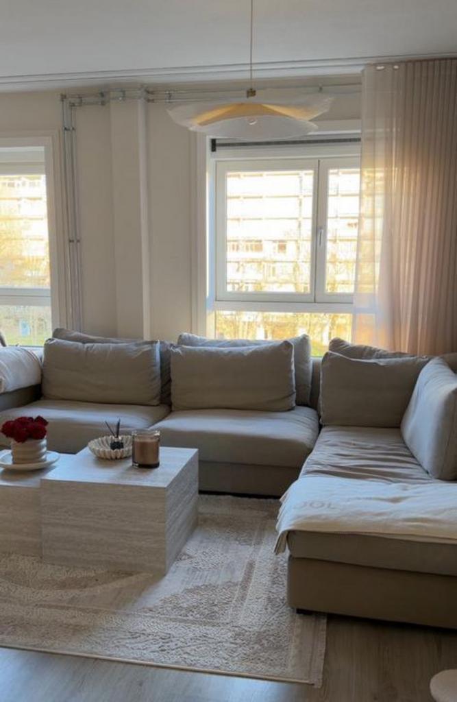 Beige bank GRATIS OPHALEN