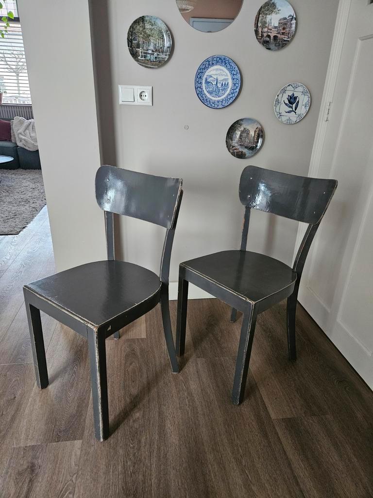 2 oude cafestoelen Z.S.M. GRATIS ophalen in Oss.