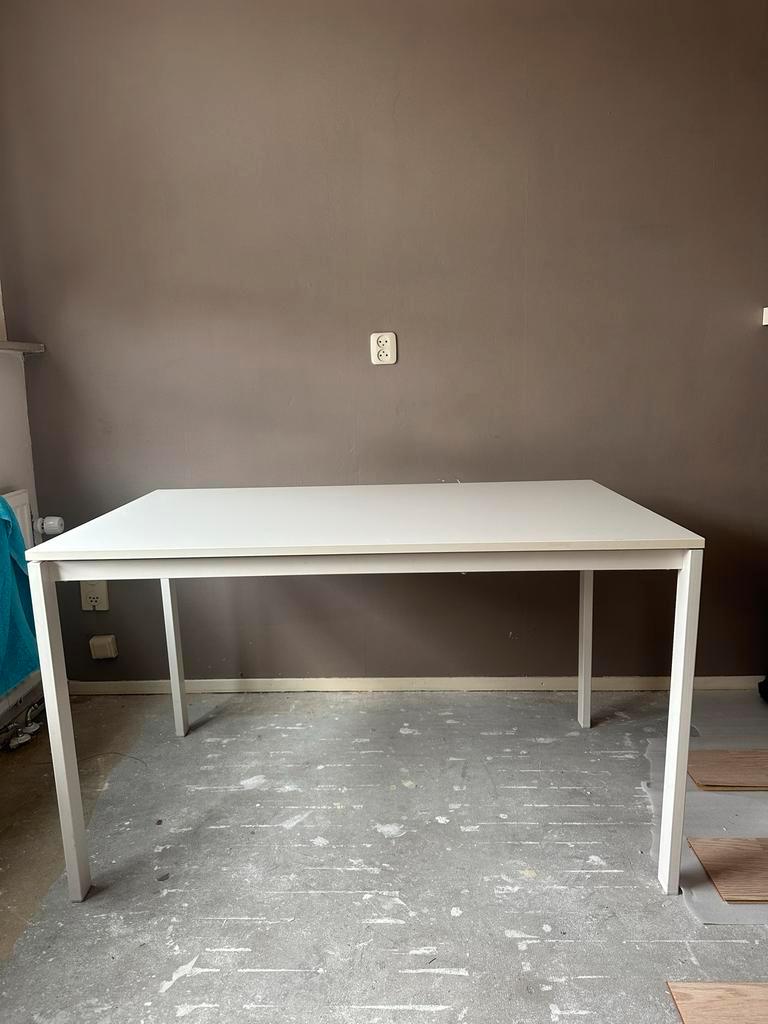 Gratis witte IKEA tafel - 125x75cm
