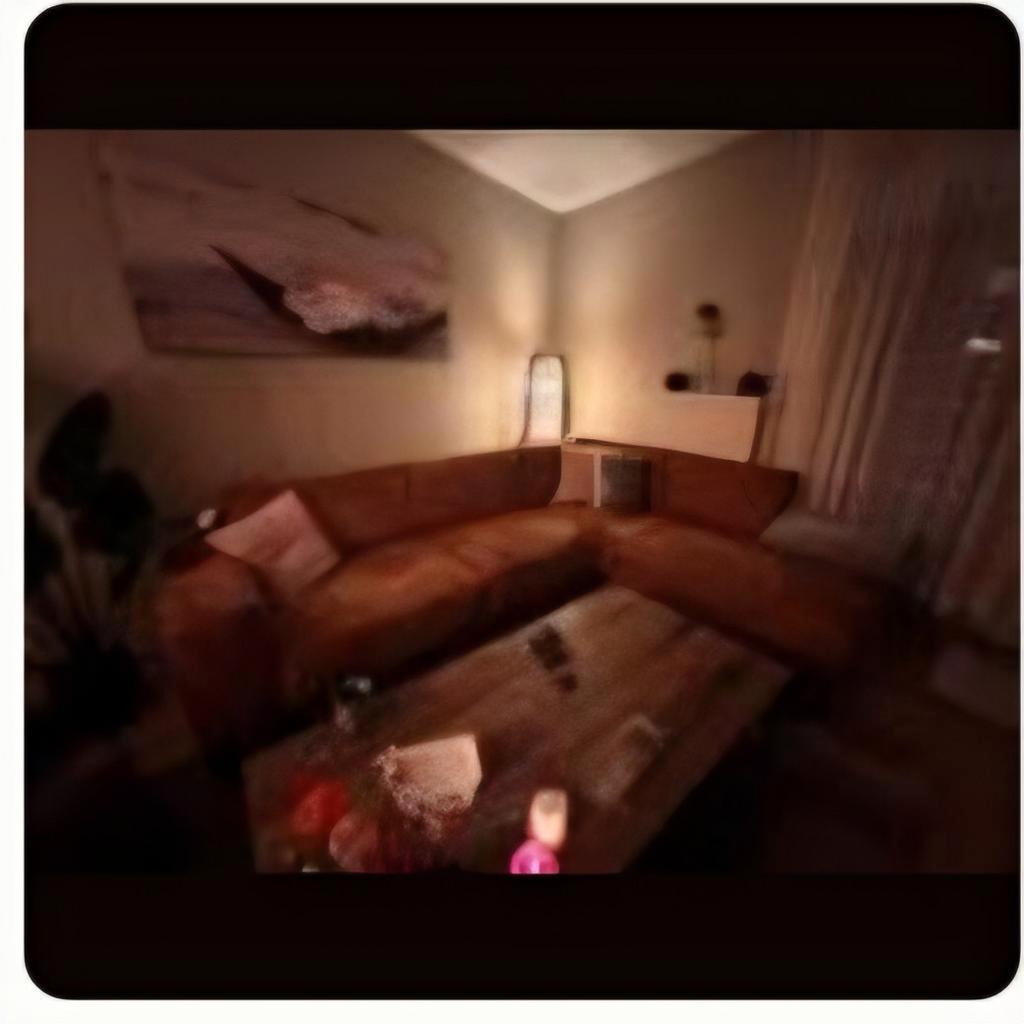 Kastanje kleur microleder bank - gratis af te halen