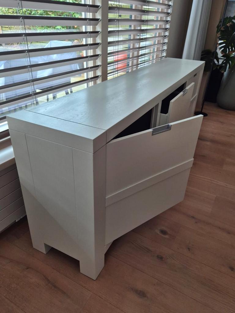 Mooi eiken dressoir, geverfd - gratis ophalen!