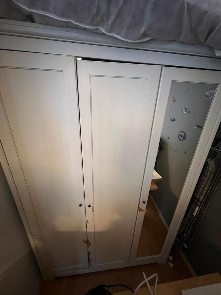 Mooie kast / kledingkast