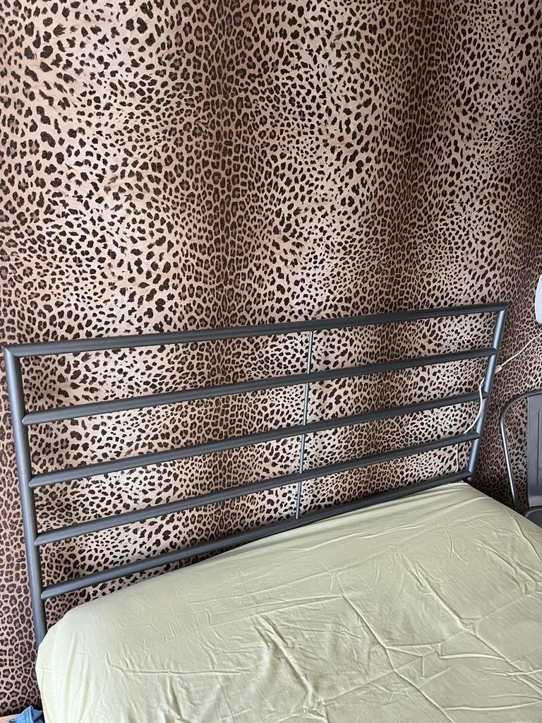 Ledikant met lattenbodem 140x 200