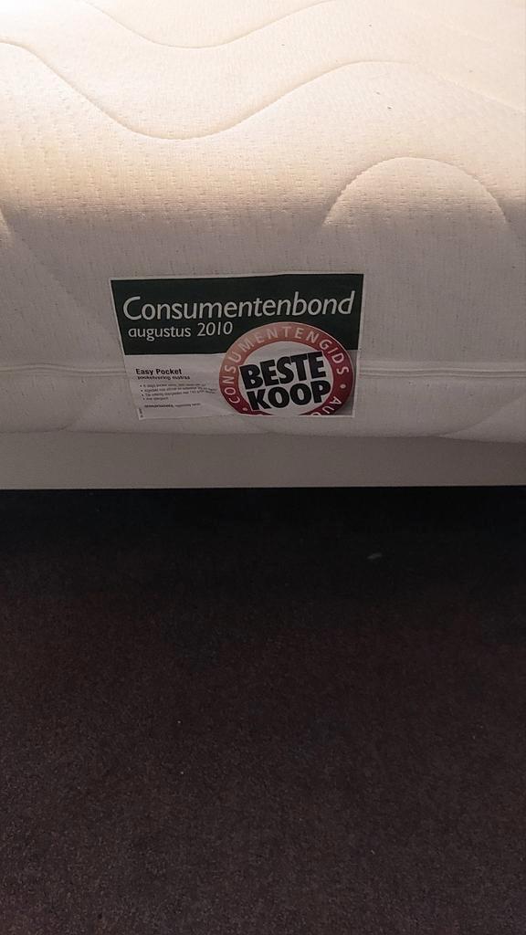 Matras, gebruikt op logeerbed, weinig gebruikt, goede st