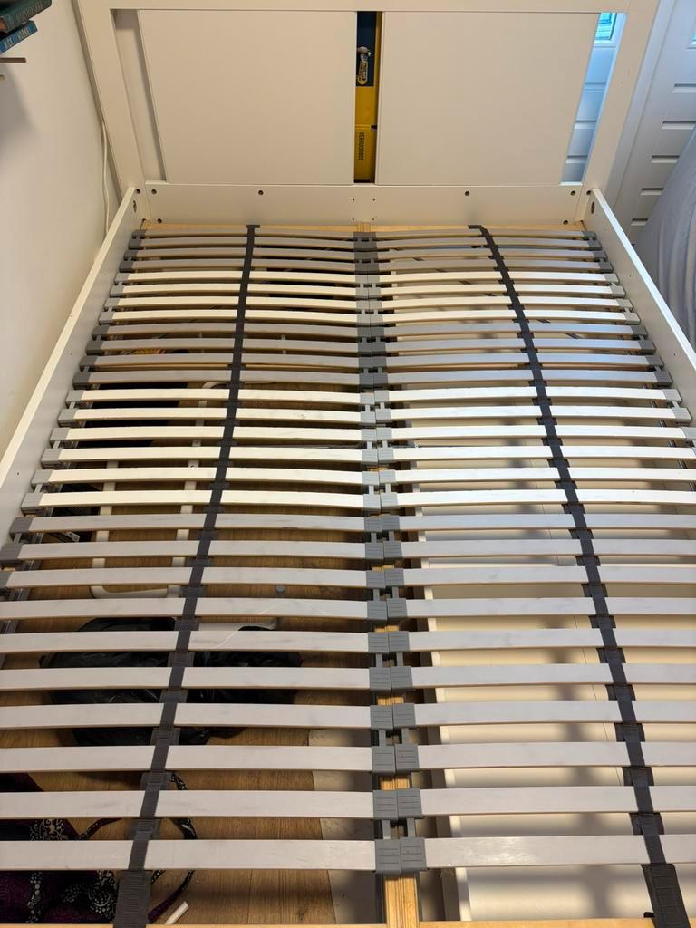 Ikea bed 140x200 met lades gratis af te halen