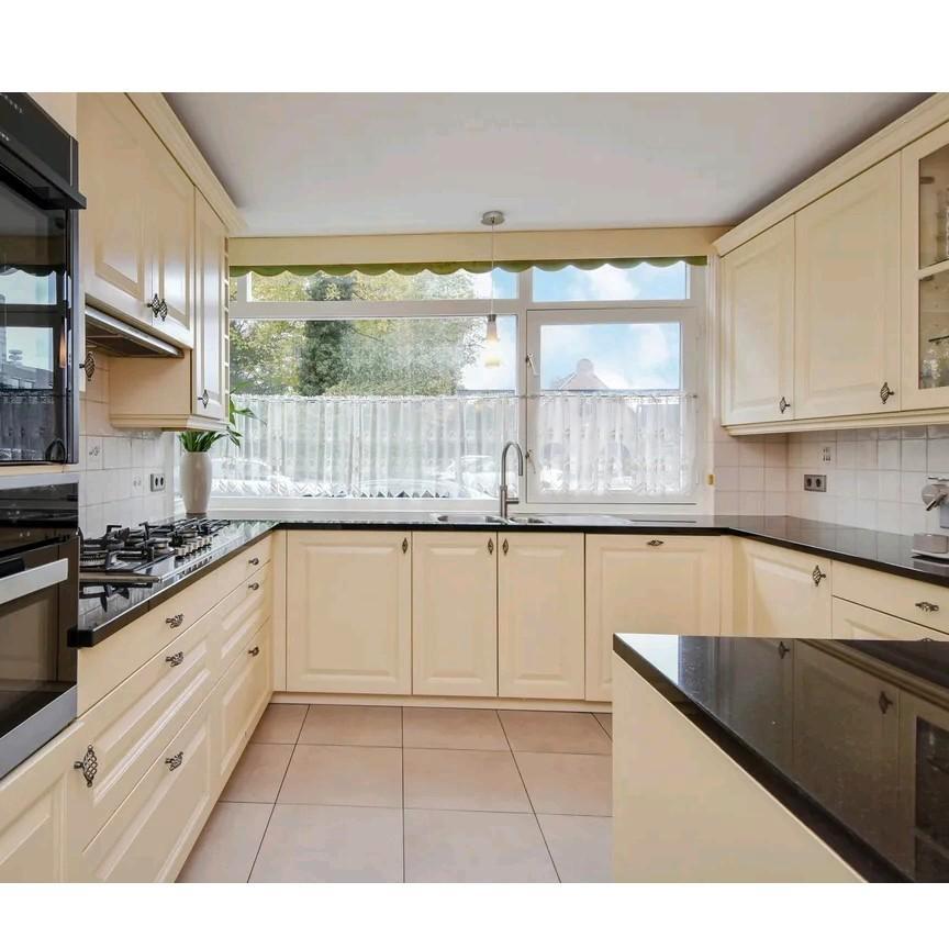 Marmeren Keukenblad zwart, 2 delen.